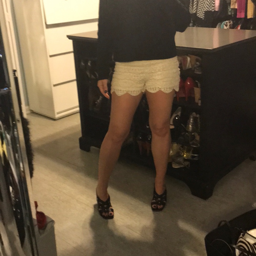 Crochet Short Small Off White Shorts